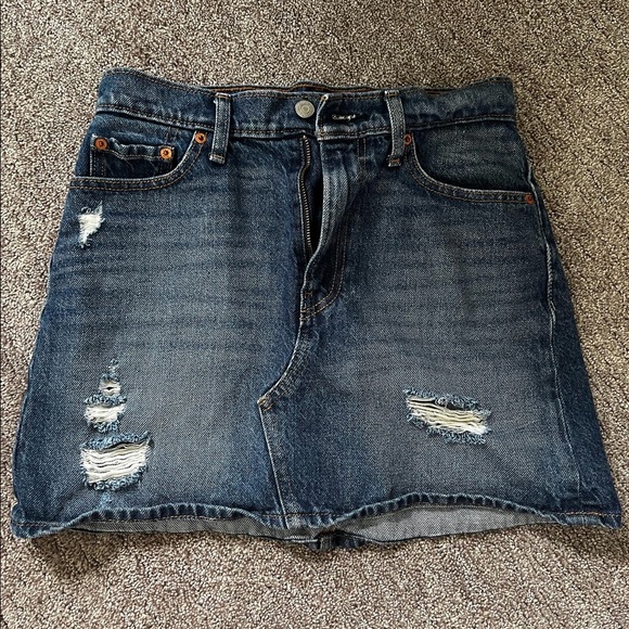 Levi’s skirt in navy size 26 - Picture 1 of 2
